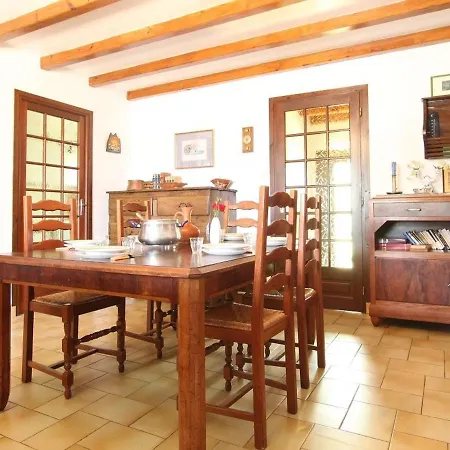 Familial Avec Terrasses, Cheminee Et Equipements Bebe A Chateau-la-ville, Pres De L'allier - Fr-1-582-211 Holiday home Saint-Haon