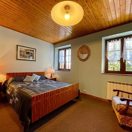 Familial Avec Terrasses, Cheminee Et Equipements Bebe A Chateau-la-ville, Pres De L'allier - Fr-1-582-211 Saint-Haon